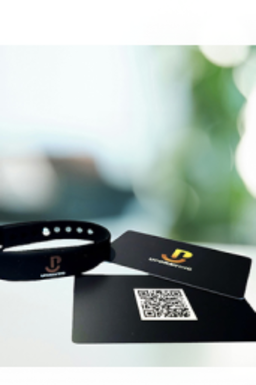 כרטיס ביקור דיגיטלי + צמיד כרטיס ביקור דיגיטלי